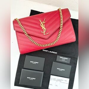 Auth SAINT LAURENT Large Portefeuille Envelope Red Chevron Monogram WOC